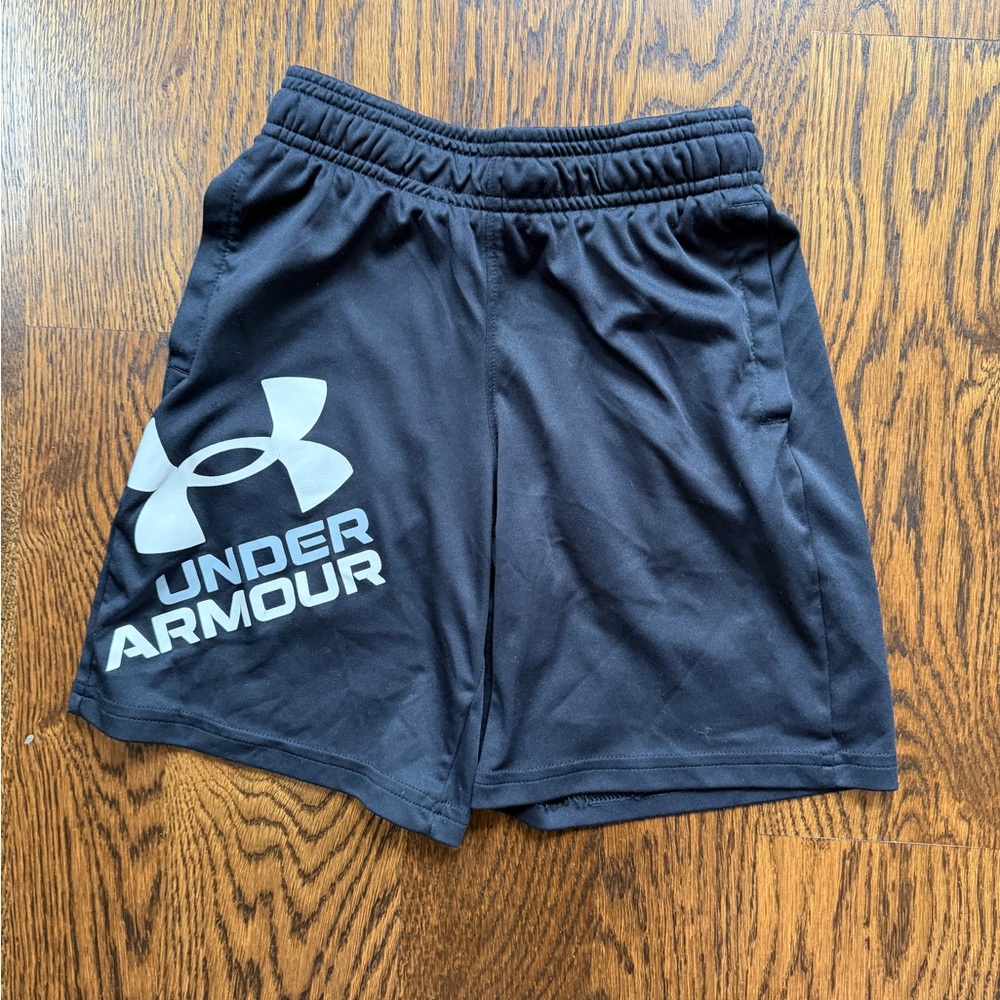 Under Armour black athletic shorts - size x-small